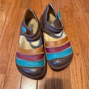 El Naturalista Brown, Teal, Mustard, and Burgundy Mules